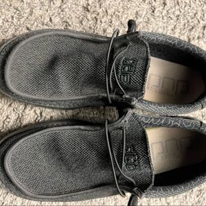 Hey dude Shoes Wally Sox black. Mens size 11